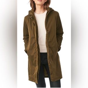 Bernardo Hooded Windproof & Water Resistant Insulated Raincoat XXL in Olive